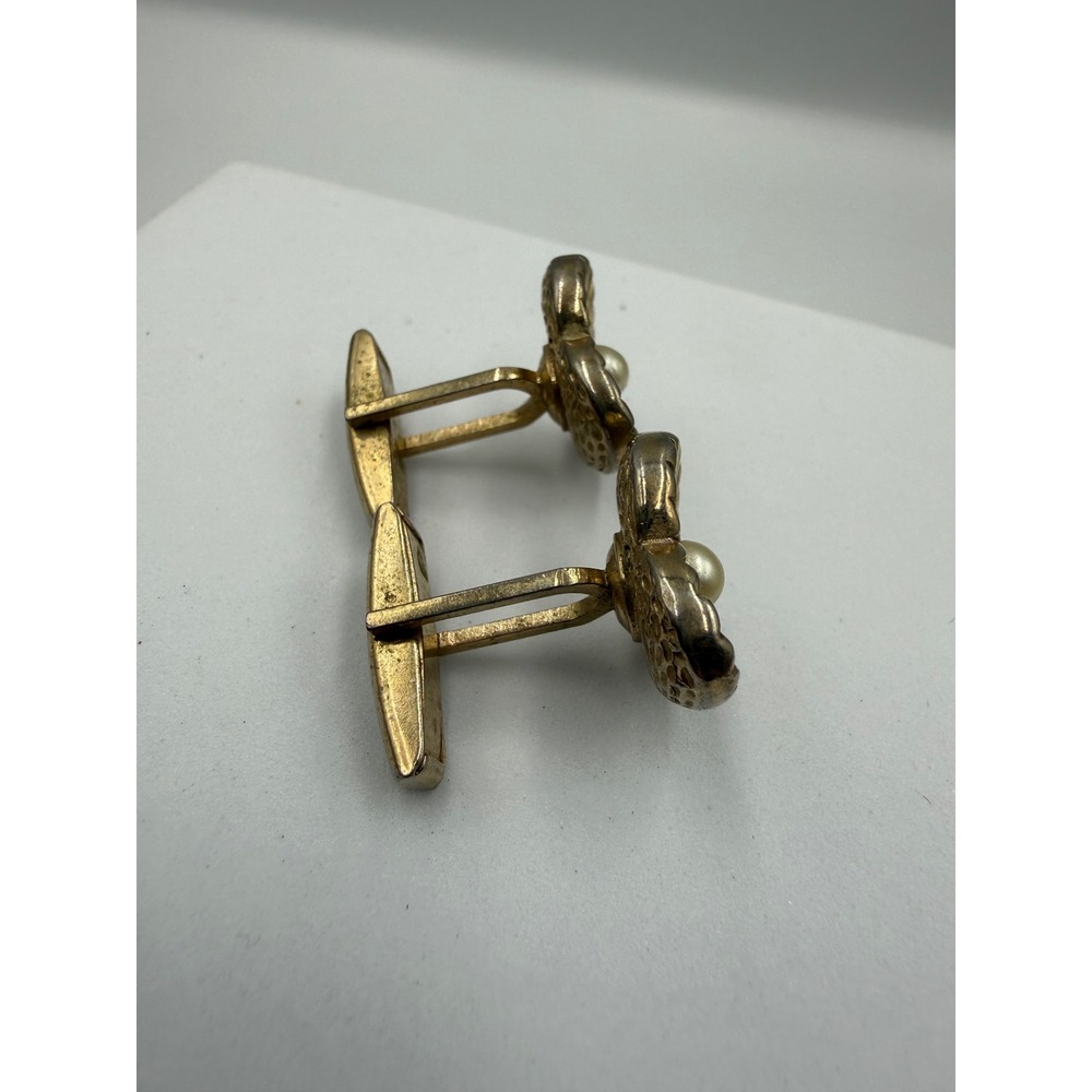 Vintage Gold Tone Heart Faux Pearl Sunburst Textured Cufflinks Toggle Back - Picture 2 of 4
